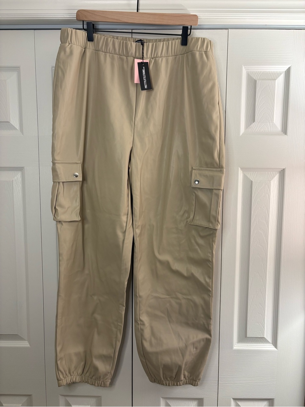 Women’s PrettyLittleThing stone faux leather cargo trousers size 16 NWT